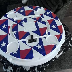 Clam Floating Cooler