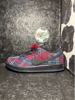 SB Dunk Low - Nardwuar II1493-600