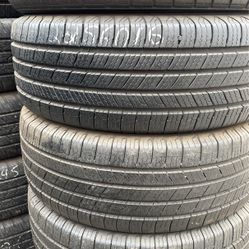 Set Of Tires (4) 225-60-16 Michelin