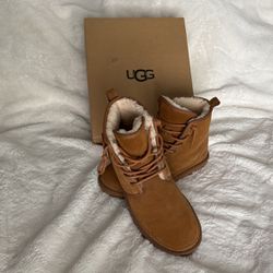 UGGS FOR MEN SIZE 11