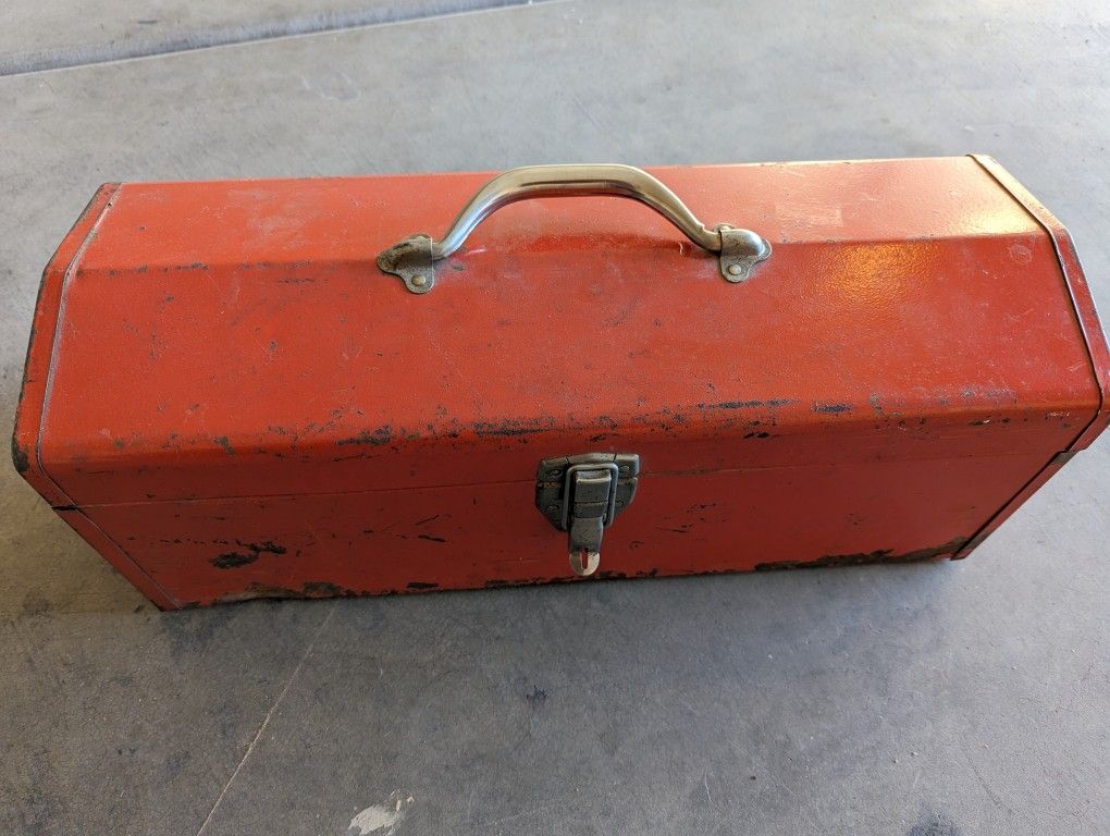 Vintage Metal Tool Box 