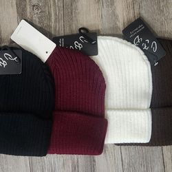 Unisex Lot of 4 cuffed Ribbed Beanies Black/Burgundy/Creme/Brown One Size New