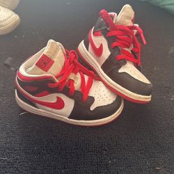 Shoe