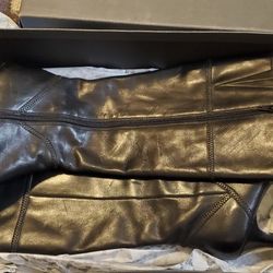 Kenneth Cole Reaction Black Boots Size 9