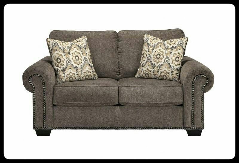 โAshley๐ฉ Emelen Alloy Living Room Set