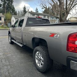 2013 Chevy Silverado 3500  HD-low Miles