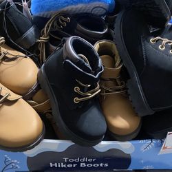 Lots Of Kids Hiking Boots In VARIOUS SIZES 