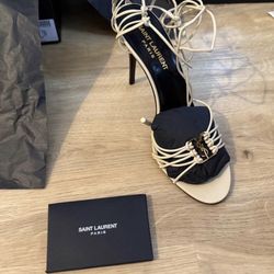 Saint Laurent Babylone Heels Beige 