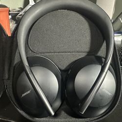 Bose NC 700