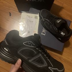 Dior B30