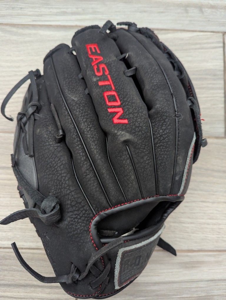 Easton Baseball/ Softball Left Hand Glove 13 In