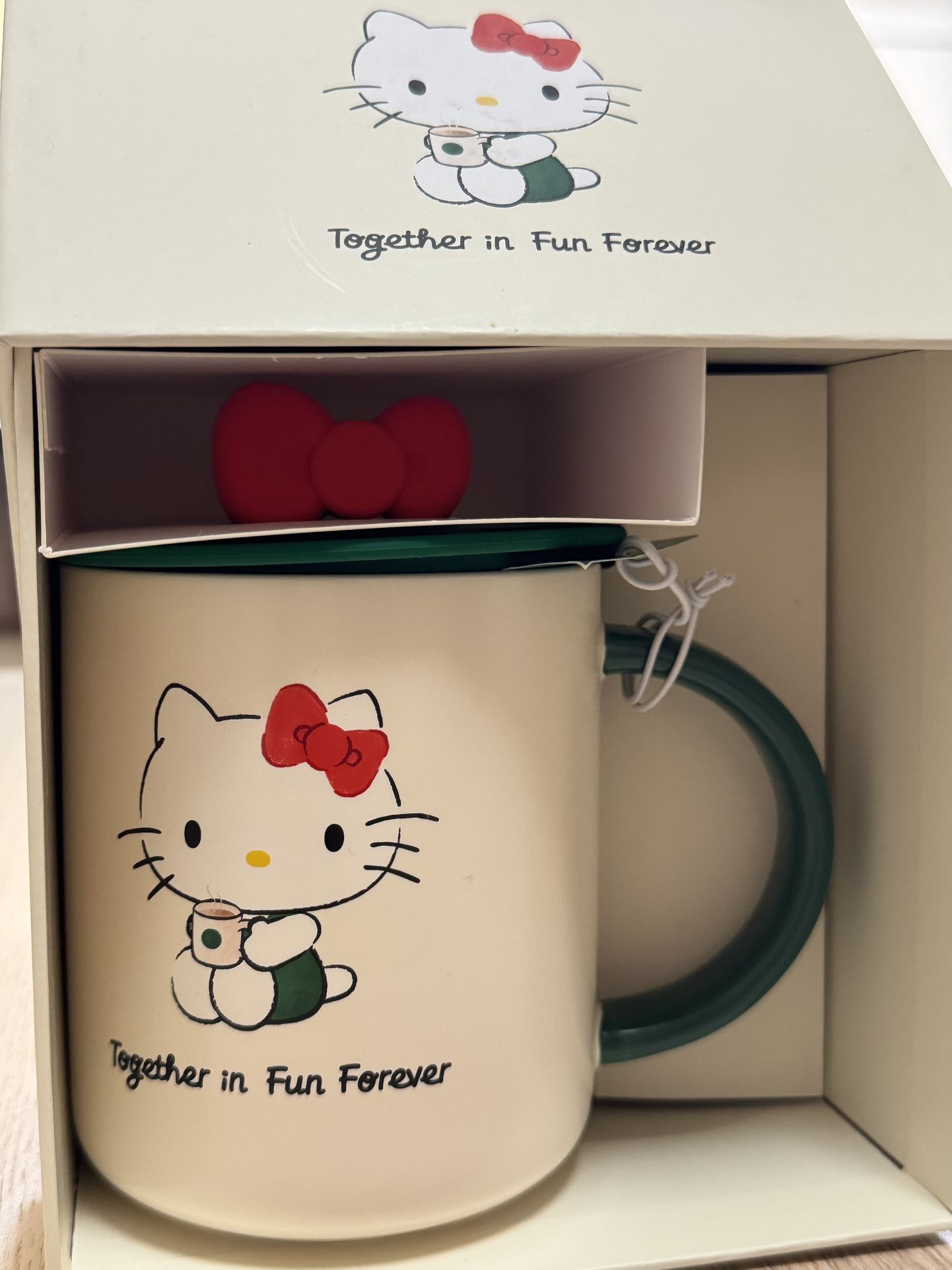 Hello Kitty X Starbucks Mug With Lid