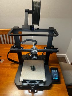 3D Printer w/ 12 spools of Filament