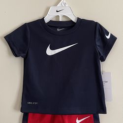 Brand New Nike Set (12 Months) 
