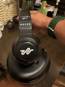 Headphones-Wavzs KT-1 Wireless Bluetooth, Noice Cancelling & Loud!