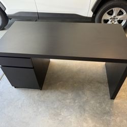 IKEA Malm Desk