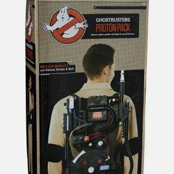 Light-Up Deluxe Replica Proton Pack - Ghostbusters - NEW - Sold Out Exclusive