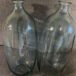 2 Clear Vases 