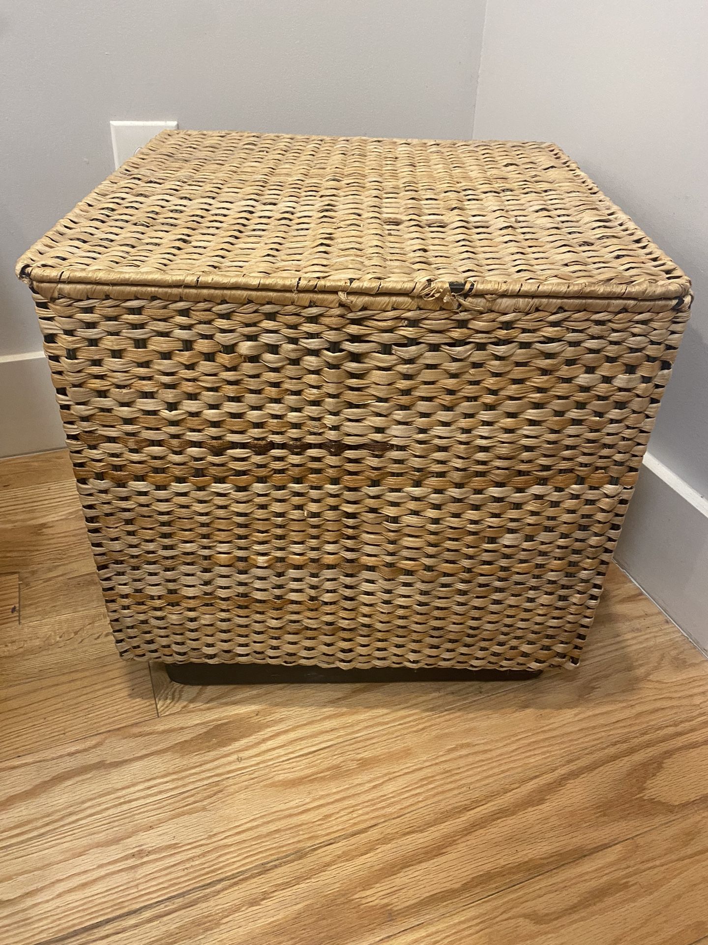 Cube Wicker Basket