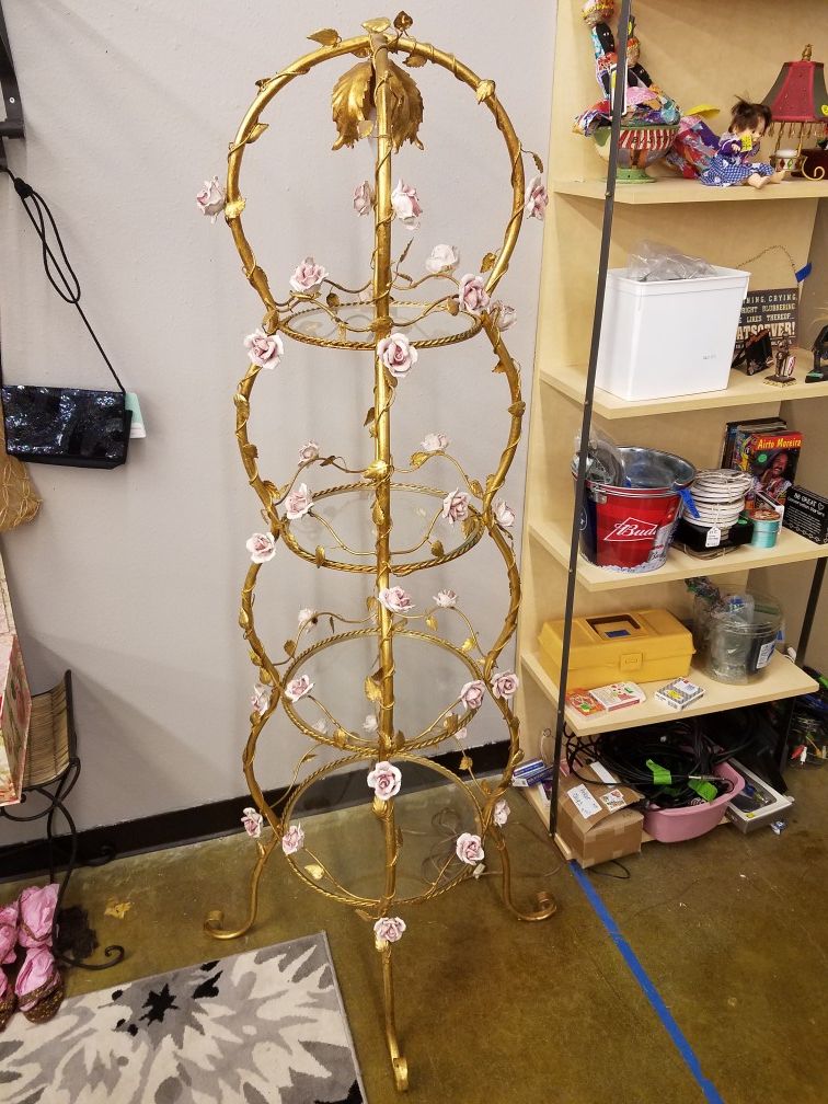 Italian Florentine Tole Gold Gilt Lighted Etagere, Vintage