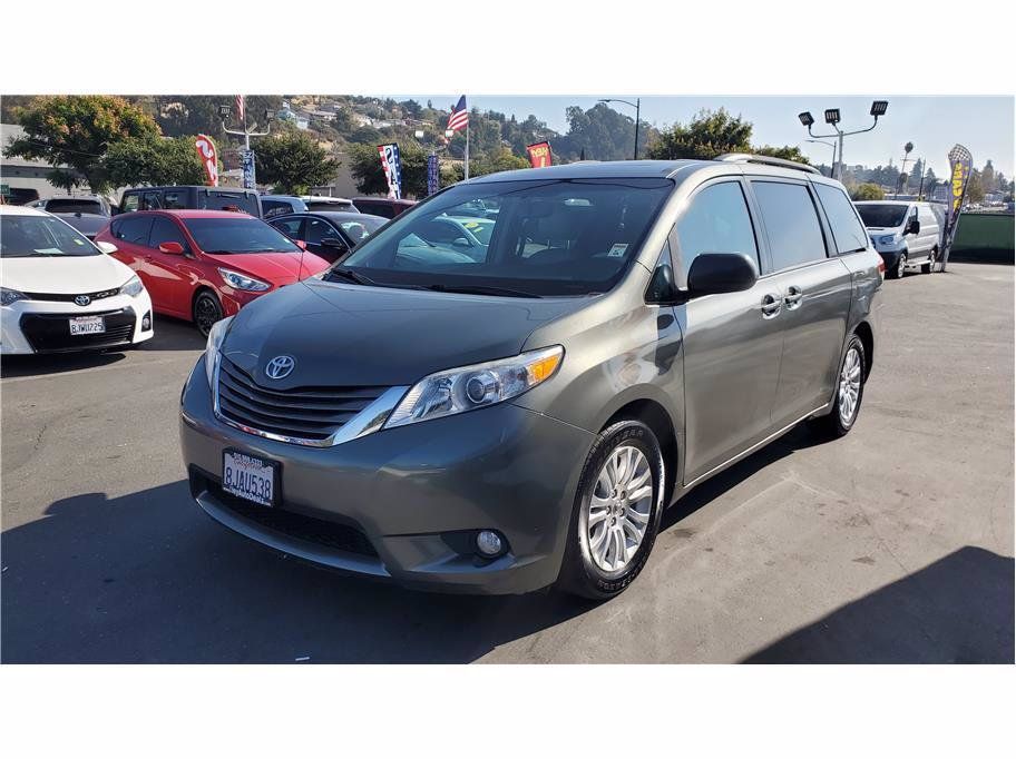 2013 Toyota Sienna