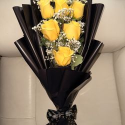 6 Count Rose Bouquets 