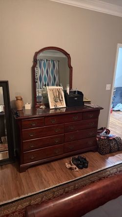 Chester drawer and dresser set