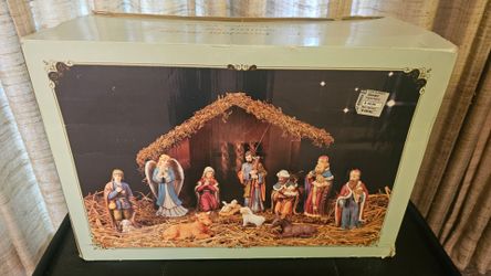 11-Piece Porcelain Bisque Nativity Set with Wooden Creche (1995)