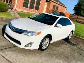 Toyota Camry XLE 68k Miles