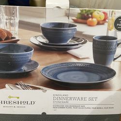 New Kingsland Dinnerware Set 