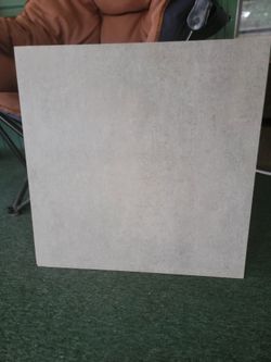 Ceramic tile 2ft x 2ft