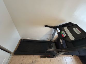 Pro-form Treadmill