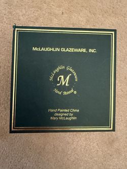 BNIB Mary McLaughlin Glazeware Chicago Civic Theatre Fantasy of the Opera Harris Bank Trinket Box 17/100
