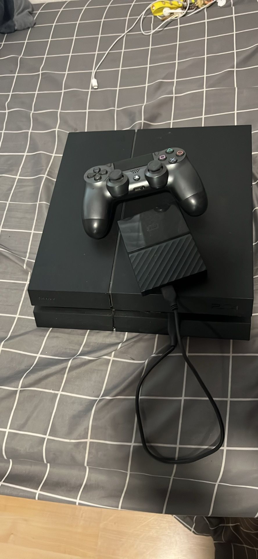 PS4 With 1tb Hard Drive No Power Cable