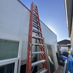 Ladder Werner ladder 🪜  14 foot ladder  scissor ladder    Price to sale Heavy duty Super tall Located in sun valley ca 91352