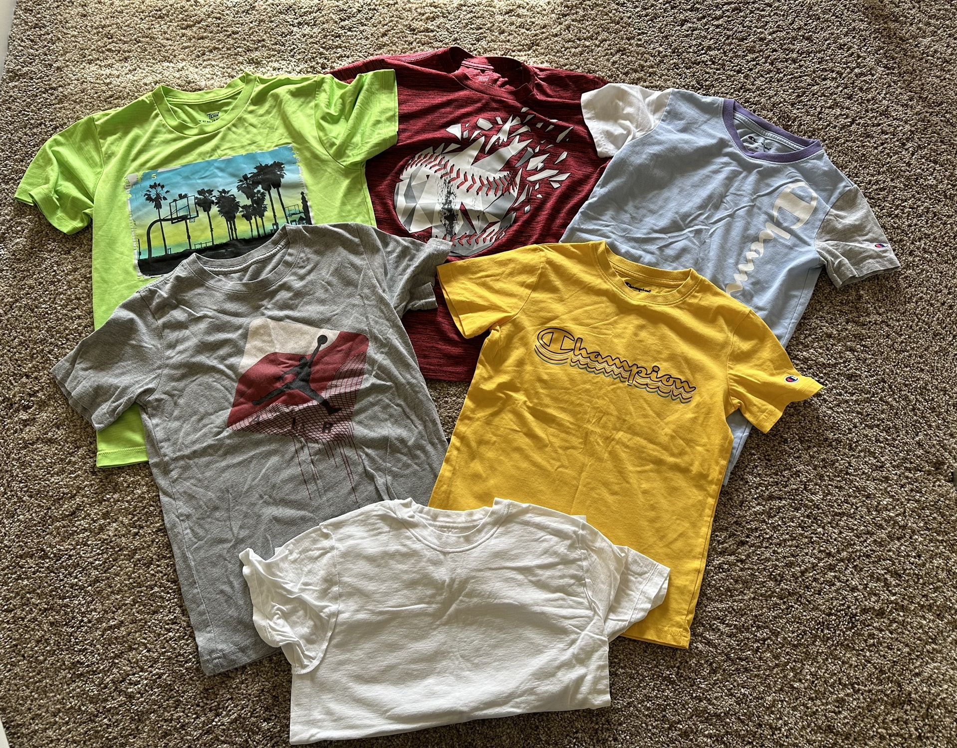 Boys Medium Tee Lot. 6 Items