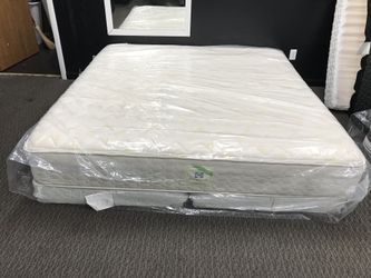 Firm king mattress and box springs