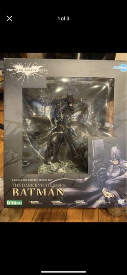 Batman statue collectible