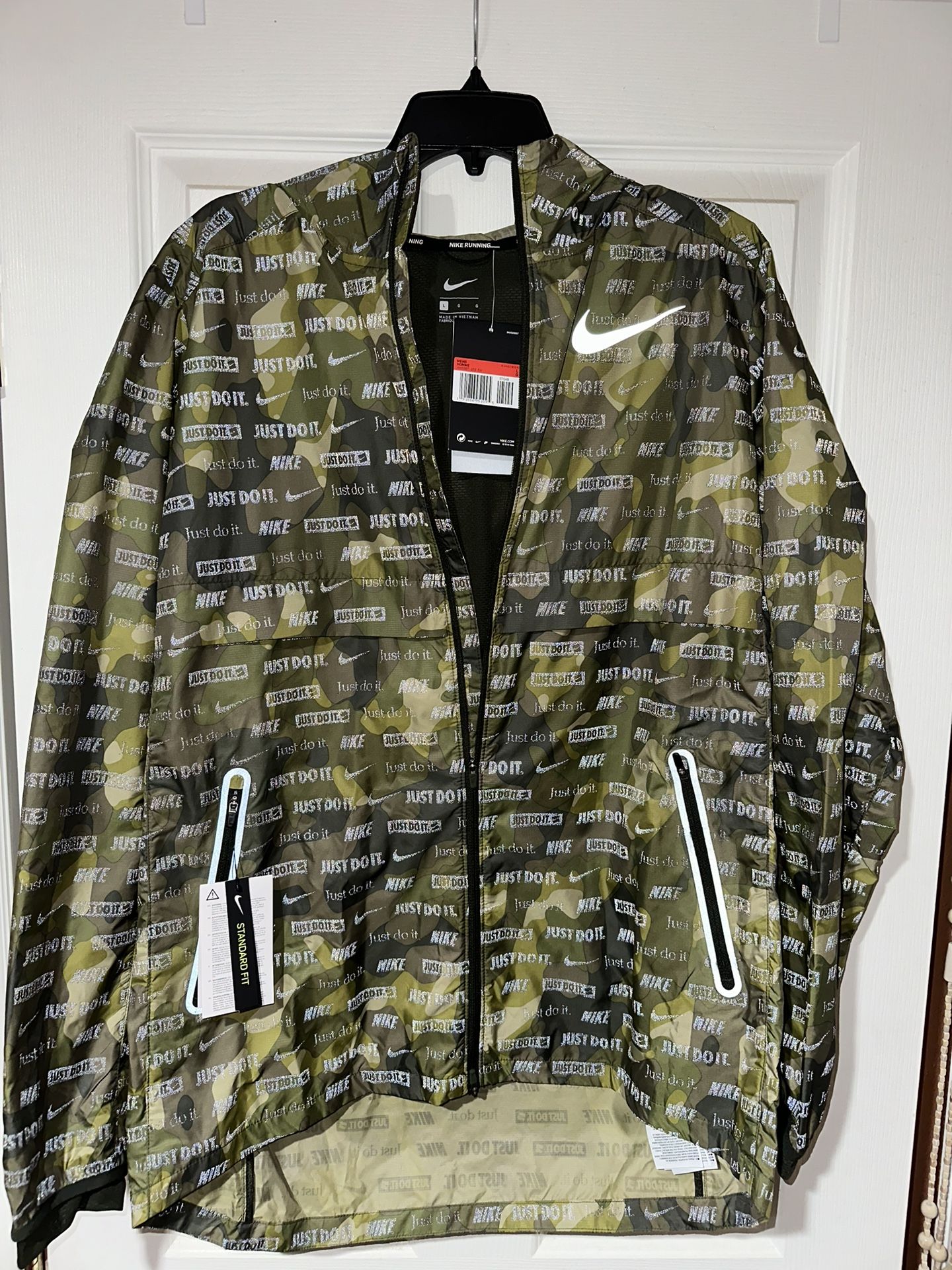 ウォーキング・ランニングウェア Nike Shield Ghost Flash Running