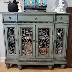 Sideboard/buffet/console Table