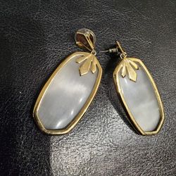 Kendra Scott Gold Statement Earrings - Iridescent Gray/White 