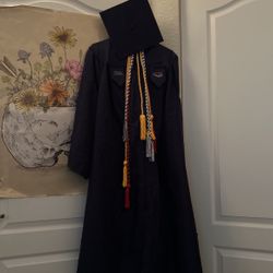 FAU cap and gown (cords included)