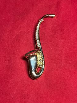 Vintage Saxophone Brooch Gold Tone Rhinestone Music Instrument Pin
