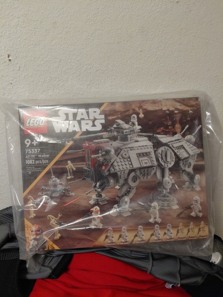 Legos At-Te  Walker 75337