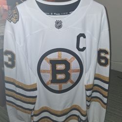 Boston Bruins Brad Marchand Jersey Size L/52