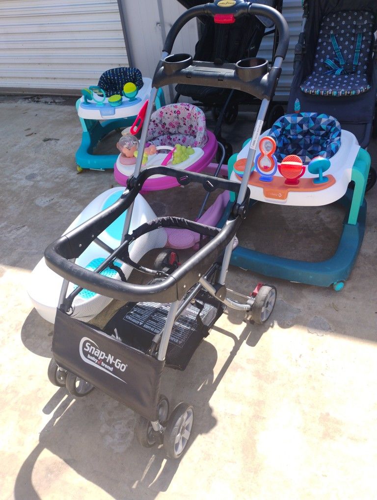 Baby Trend Snap N Go Universal Car Seat Stroller