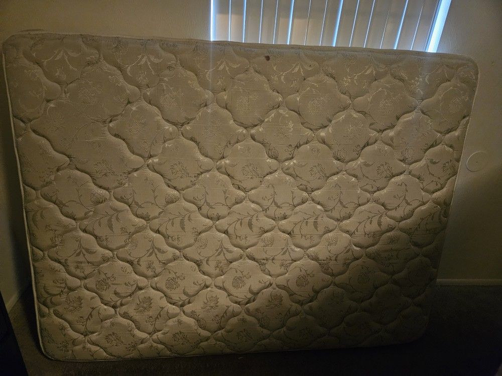 Queen Mattress And Box Spring