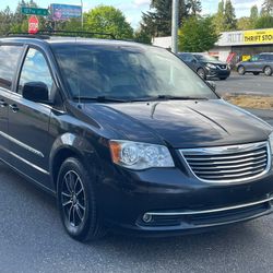 2013 Chrysler Town & Country