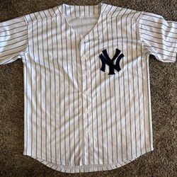 New York Yankees Baseball Jersey Size XL
