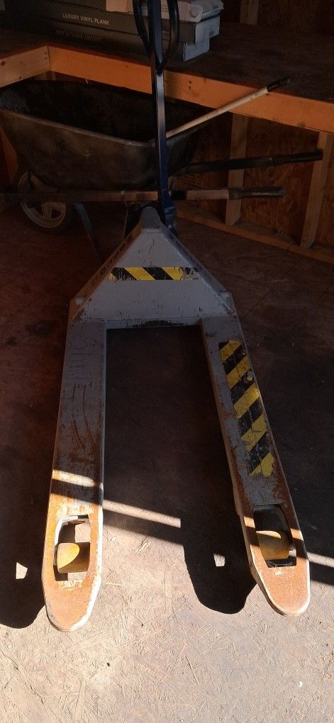 Wesco Pallet Jack